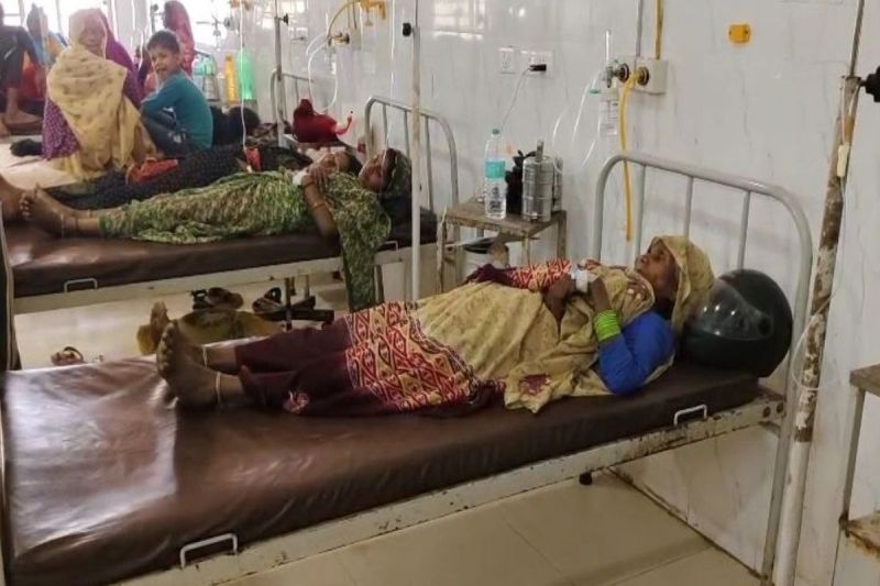 नवविवाहिता ने सास, ससुर व जेठानी को पिलाई जहरीली चाय The newly married woman gave poisonous tea to her mother-in-law, father-in-law and sister-in-law