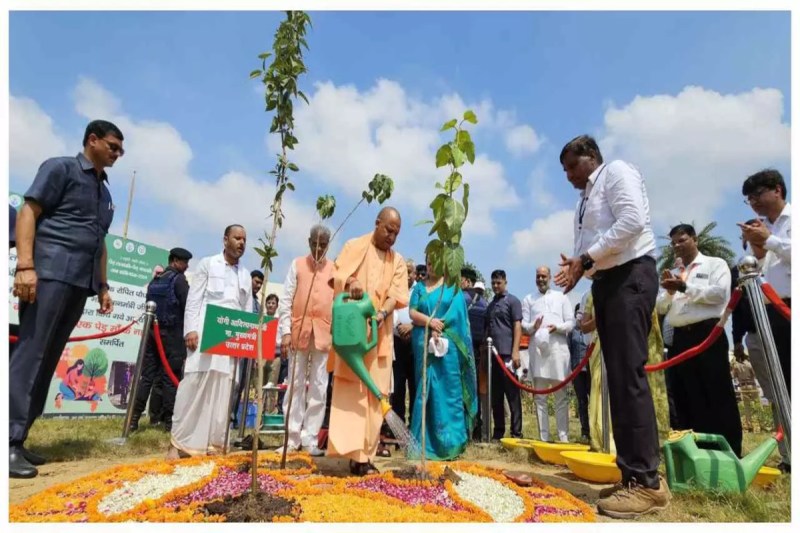 'शक्ति वाटिका' अभियान: आस्था और पर्यावरण का अद्भुत संगम