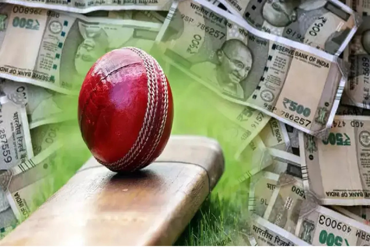 पार्षद चलवा रहा था ऑनलाइन सट्टा! 600 से ज्यादा बैंक खाते फ्रीज, करोड़ों का मिला हिसाब.. बाप-बेटे गिरफ्तार