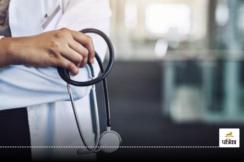 CG News: डॉक्टरों के तबादलों में भी प्रशासन का गणित, सिविल सर्जन पर गंभीर आरोप.. फिर भी दिया गृह जिले में ट्रांसफर का इनाम