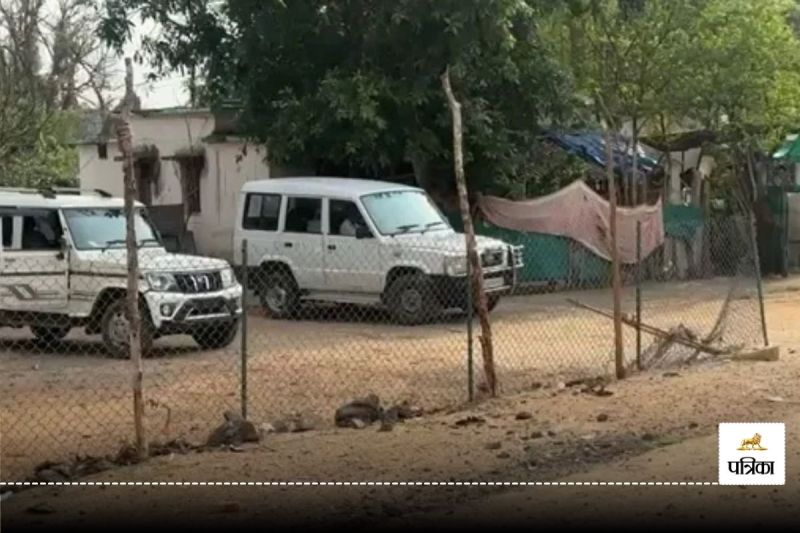 ACB-EOW Raid in Sukma: तेंदूपत्ता प्रबंधक और वन कर्मियों के 9 ठिकानों पर ACB-EOW की छापेमारी, पूर्व विधायक ने कहा- मेरी छवि बिगाड़ने के लिए की गई ऐसी कार्रवाई