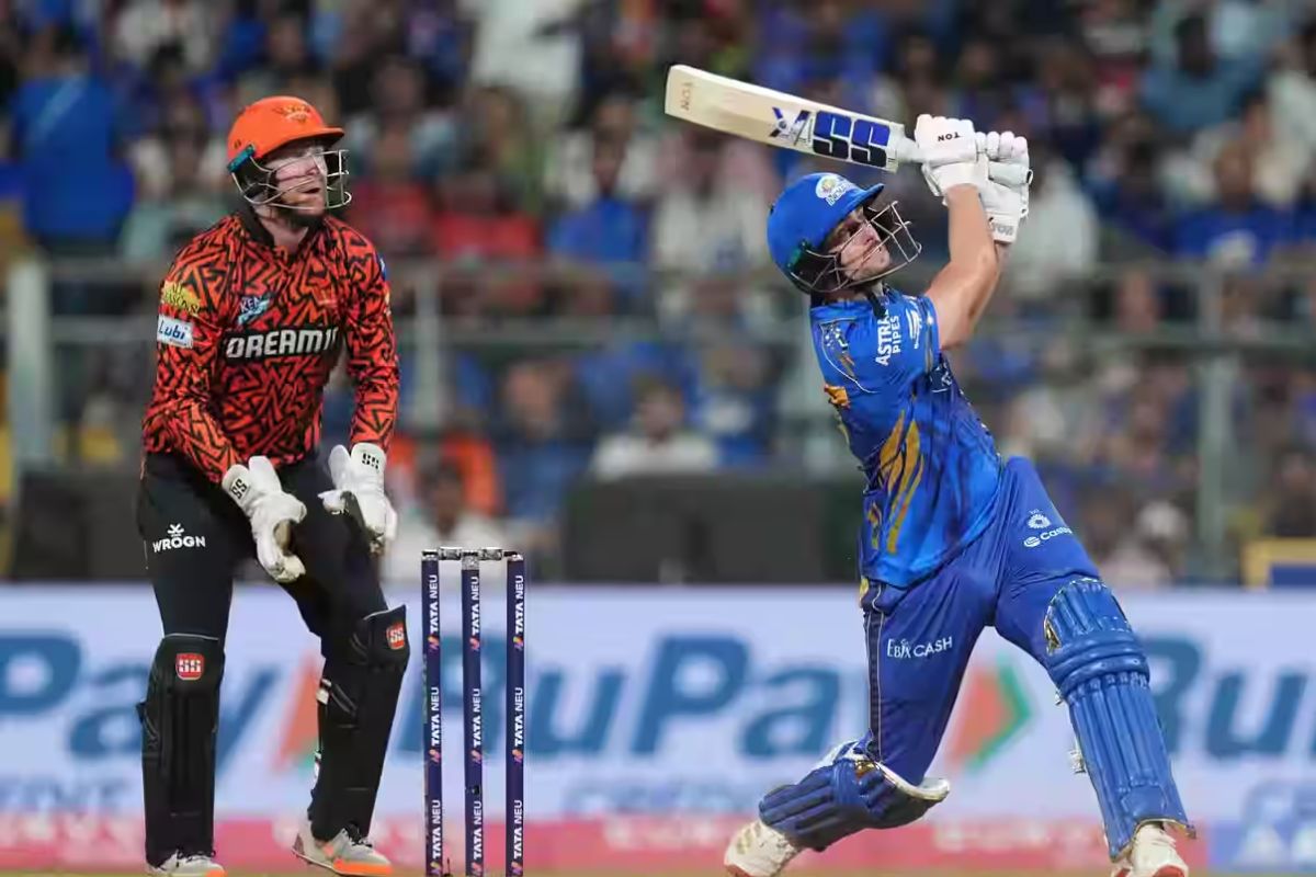 IPL 2025 SRH vs MI Dream 11 Team: ड्रीम 11 में इन खिलाड़ियों को किया अपनी टीम में शामिल तो बन सकते हैं मालामाल!