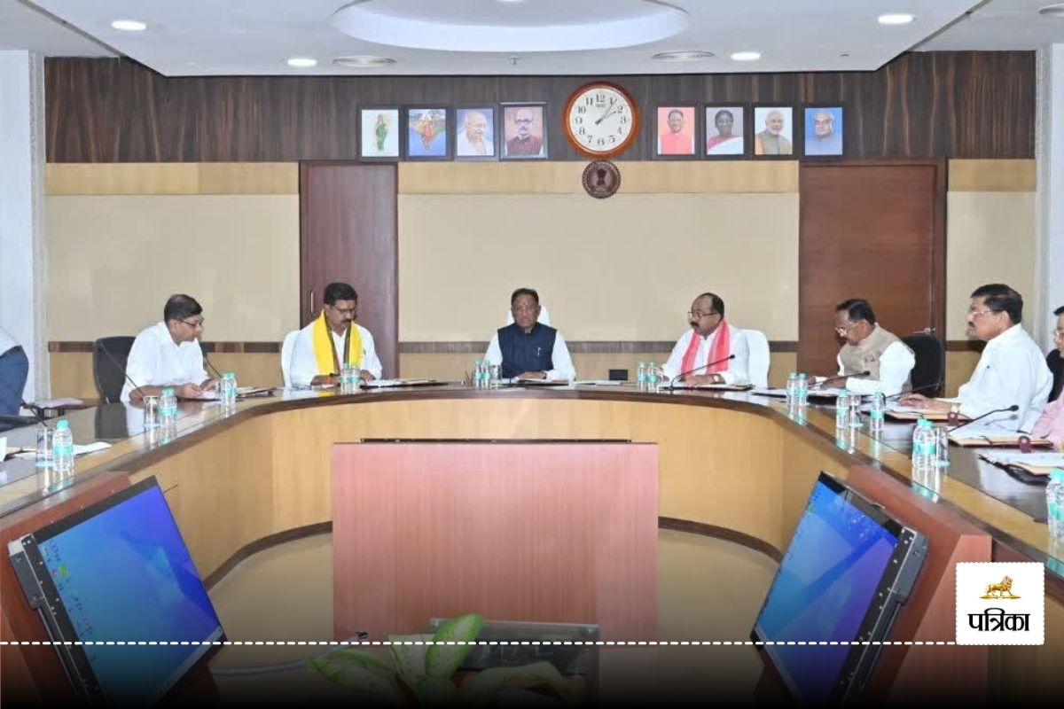 छत्तीसगढ़ सबसे ज्यादा निवेश लाने वाले 10 राज्यों में शुमार, रायपुर में बनेगा NIFT कैंपस, साय कैबिनेट का अहम फैसला