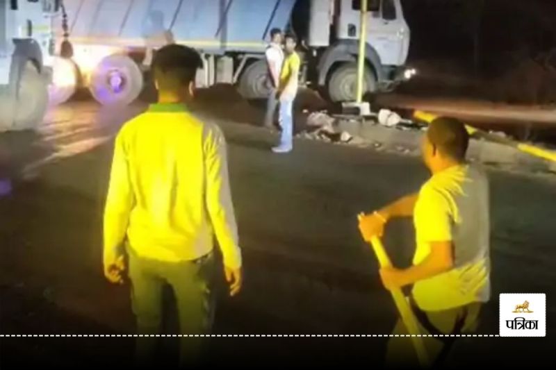 CG News: अवैध रेत खदान को लेकर दो पक्षों में विवाद, जमकर चले लाठी-डंडे… थाने में दर्ज कराई शिकायत