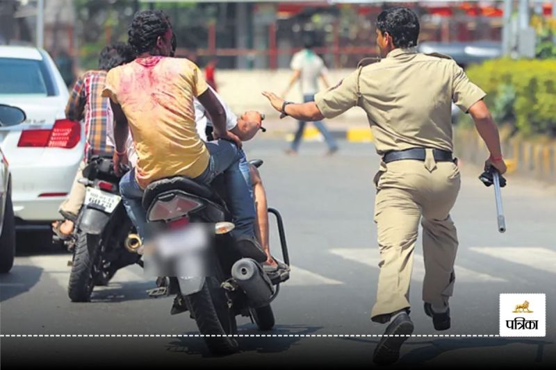 Traffic Challan: कितने तेजस्वी लोग हैं! ई-चालान से बचने के लिए गजब का जुगाड़, किसी ने नंबर छिपाया तो… देखकर ट्रैफिक पुलिस दंग