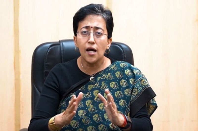 Fee Hike Case in Delhi: 6 अप्रैल को दोपहर 1 बजे आशीष सूद…दिल्ली के शिक्षा मंत्री को लेकर पूर्व सीएम ने किया बड़ा दावा