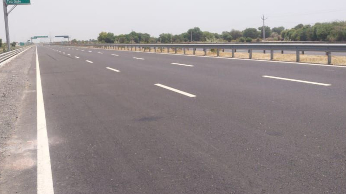 राजस्थान के इस जिले में ग्रीन फील्ड एक्सप्रेस-वे से मिलेगी रफ्तार, हो जाएगी
बेहतर कनेक्टिविटी, जानें कैसे
