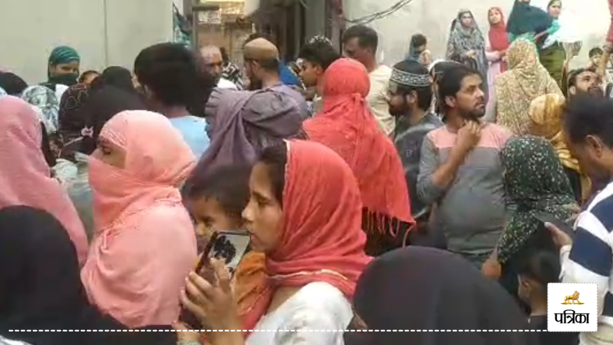 पत्नी ने प्रेमी के साथ मिलकर की पति हत्या, जंगल ले जाकर मारी गोली, पुलिस ने किया
चौंकाने वाला खुलासा