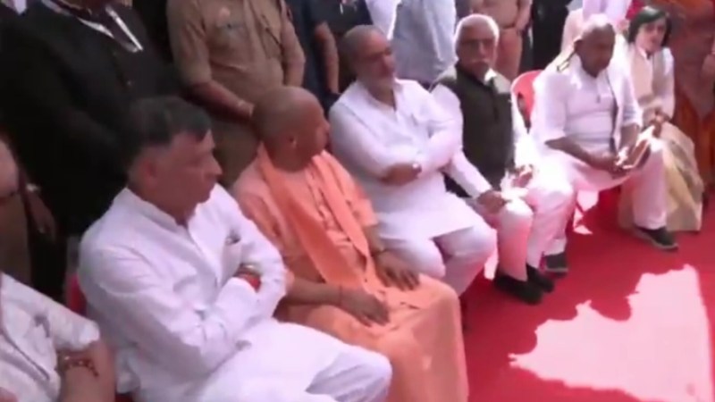 मुख्यमंत्री योगी आदित्यनाथ पहुंचे हाथीपुर कानपुर