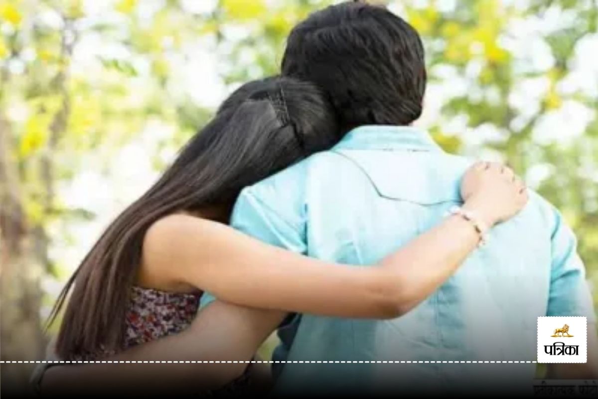 Alwar: मेले में मिली नजरें, तीन बच्चों के पिता को दो बच्चों की मां से हुआ प्यार,
आठ महीने बाद जो हुआ रौंगटे खड़े हो गए