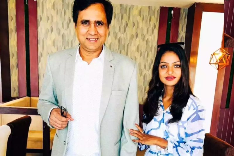 Mahakumbh Viral Girl Monalisa