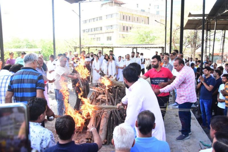 Neeraj Udhwani funeral-11
