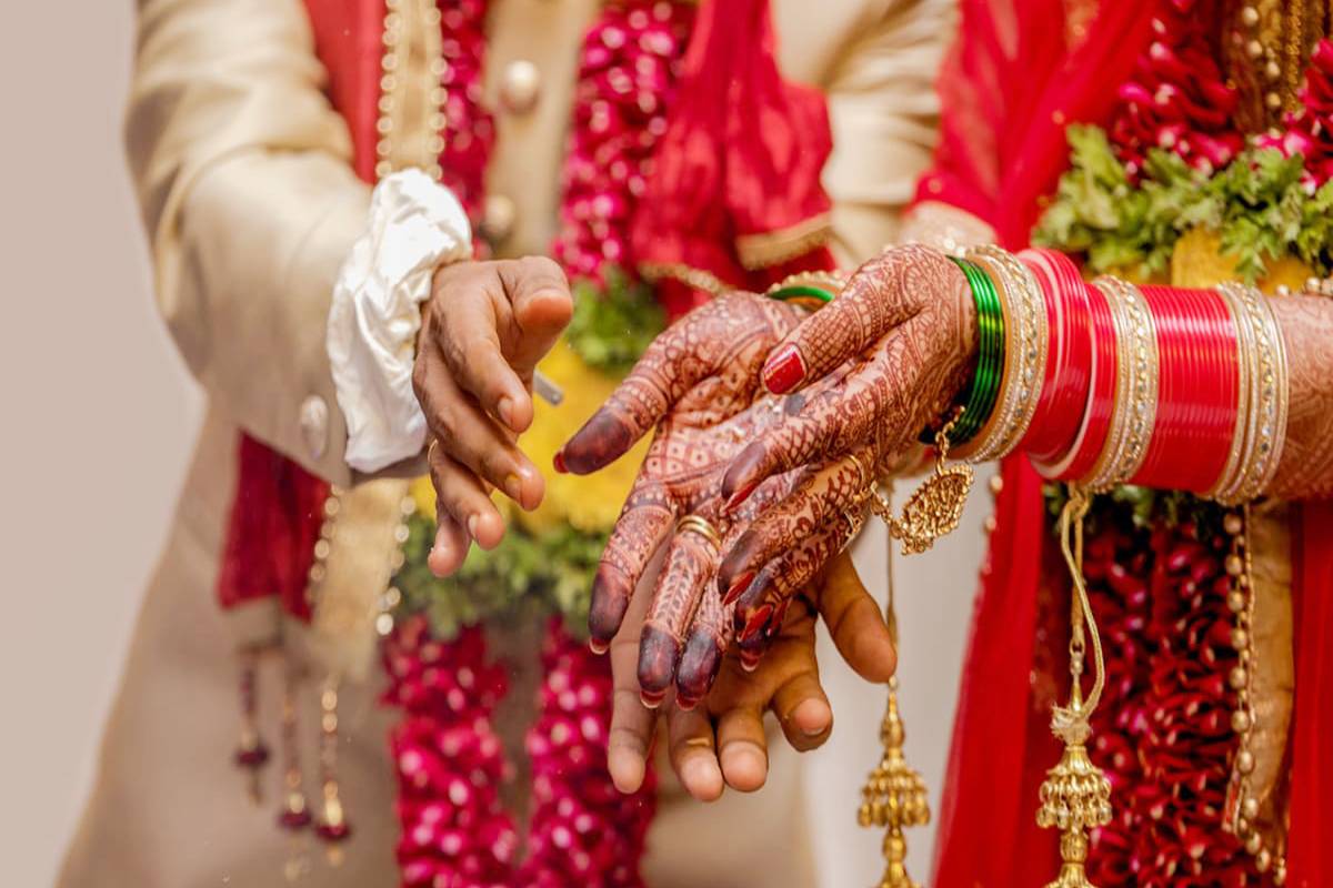 दोबारा ‘शादी’ करना चाहते हैं पति-पत्नी…कारण जानकर हो जाएंगे हैरान