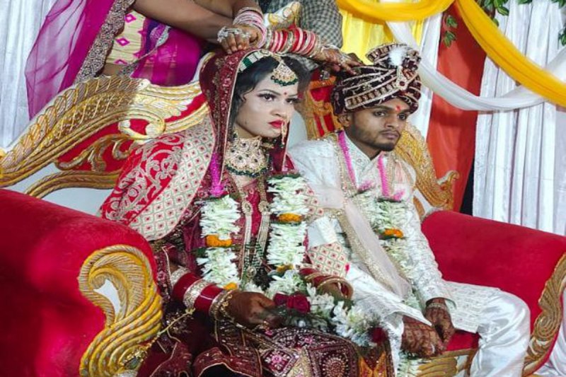 Newly married suicide case: Video: दहेज प्रताडऩा से तंग आकर नव विवाहिता ने की थी आत्महत्या, पति मांग रहा था 3 लाख रुपए, गिरफ्तार