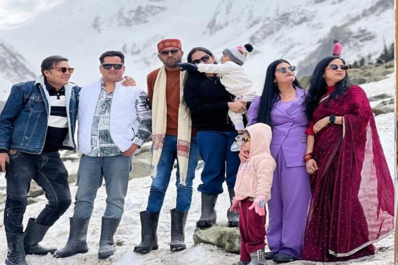 Jammu Kashmir Pahalgam Terror Attack: पहलगाम आतंकी हमला: चिरमिरी से घूमने पहुंचे थे महिला पार्षद समेत 11 लोग, गोलियों की आवाज सुनकर लॉज की तरफ भागे