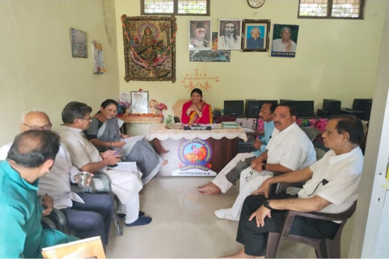 Thousands of passengers will benefit from laying a new railway line from Bina to Biaora