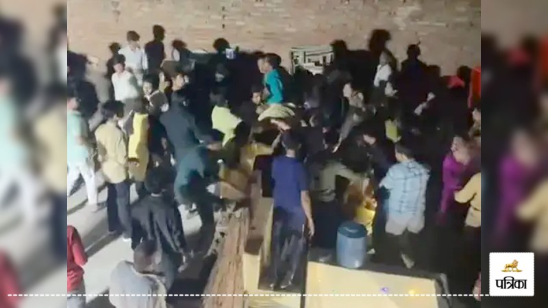 Uproar over stopping DJ at wedding in Rampur