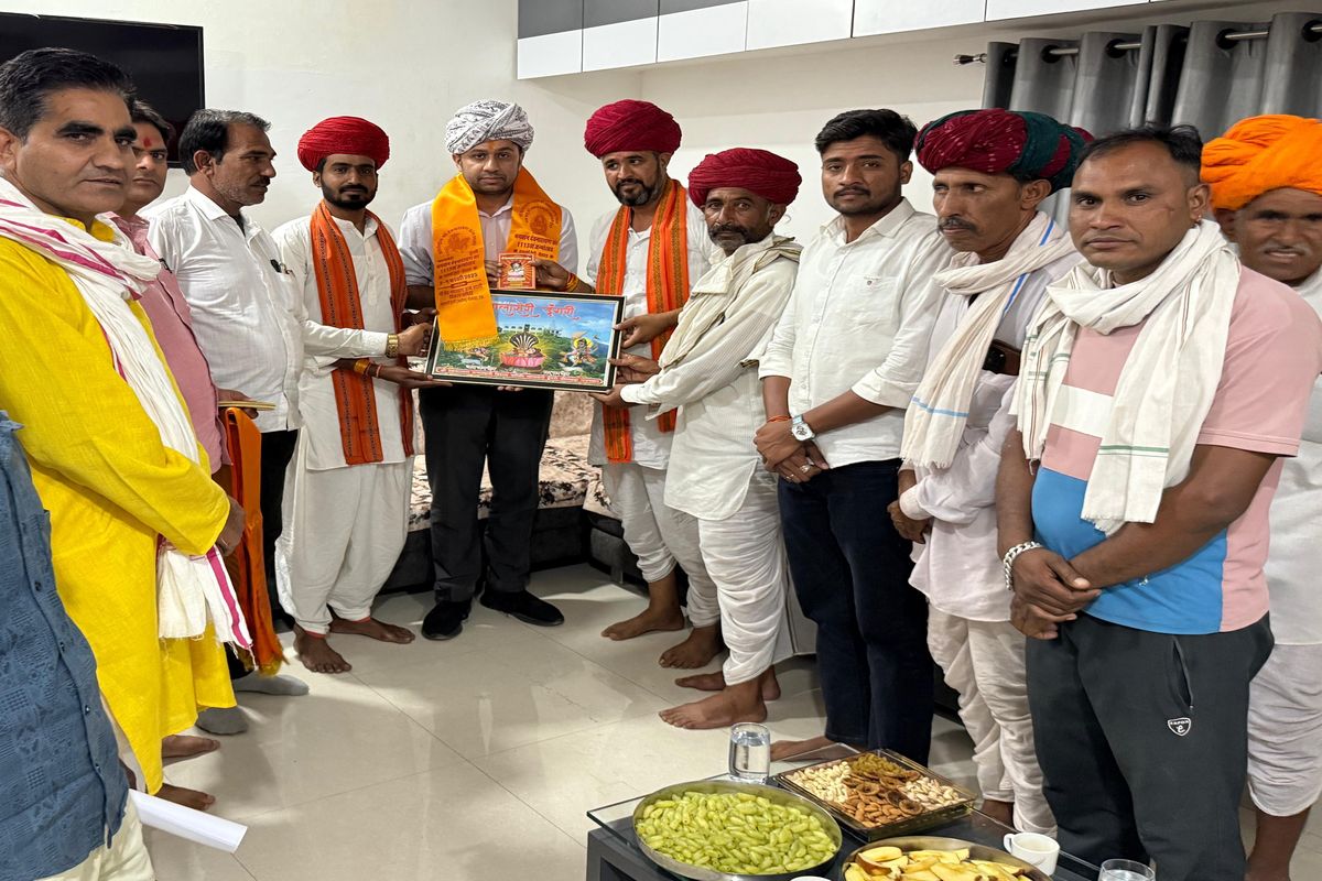 Observed Malaseri Dungri, gave necessary instructions for development works under Prasad Yojana