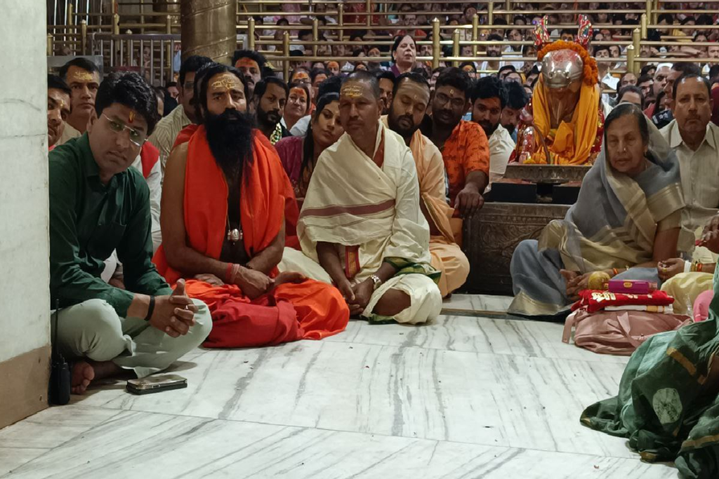 Baba Ramdev at mahakal temple ujjain