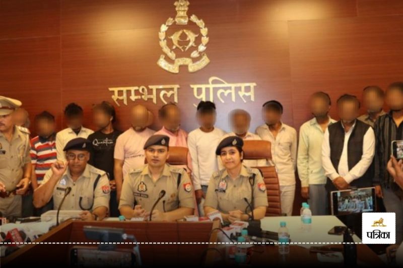 budaun hut caught fire