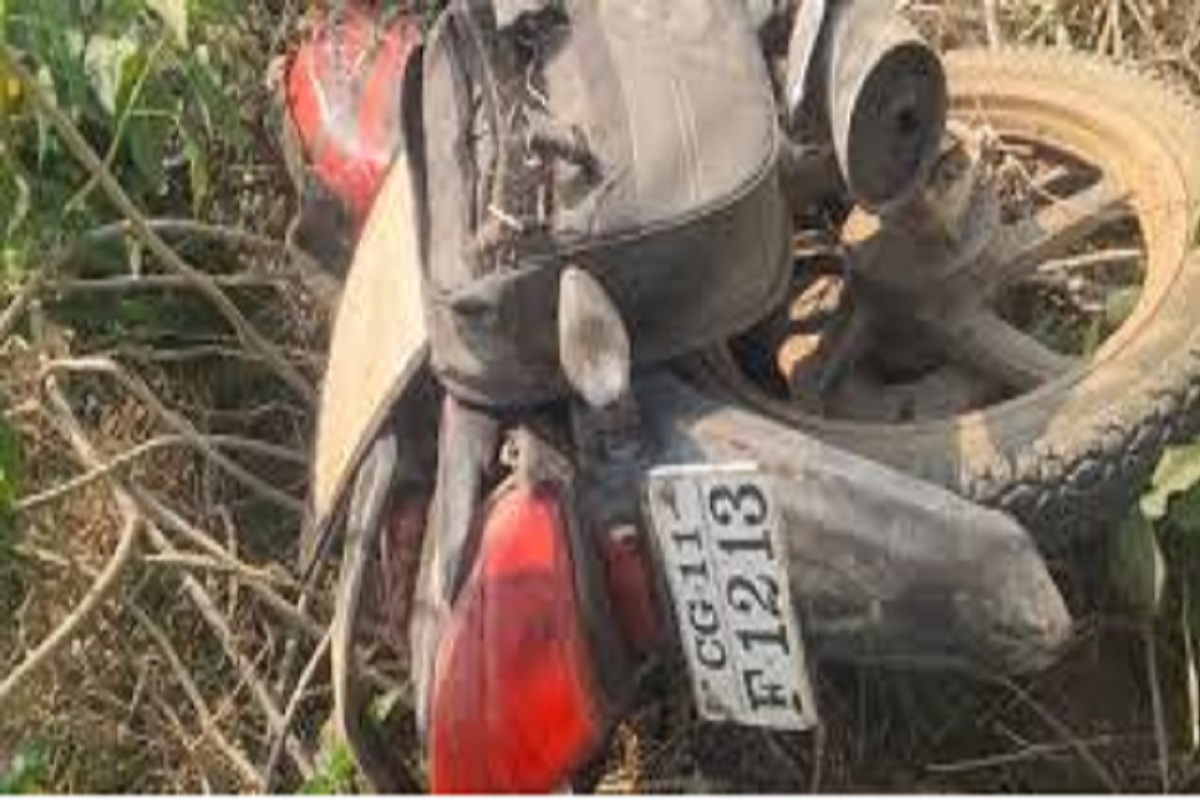 Road Accident: स्कार्पियों की चपेट में आया बाइक सवार, मौके पर हो गई मौत