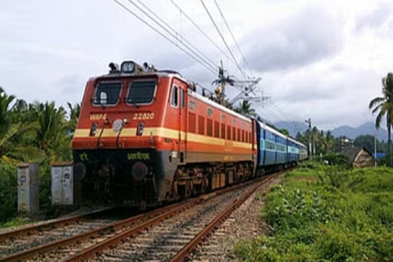 Indian Railway: रेल यात्रियों को फिर से होगी परेशानी, दुर्ग से गुजरने वाली 28 ट्रेनें रहेगी रद्द,
