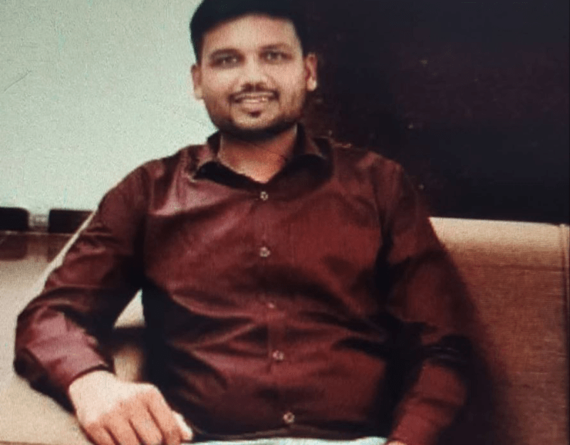 Tragic death of young officer in road accident in Gyaraspur