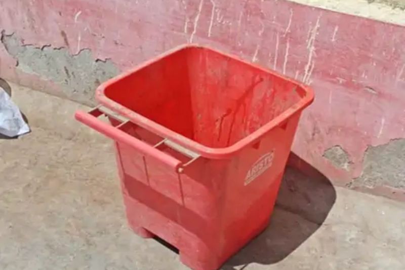 Foetus Found In Hospital Dustbin