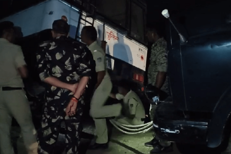 10 policemen injured in a Major road accident in shajapur mp