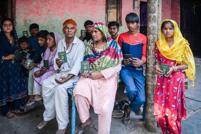 Pahalgam Terror Attack: पहलगाम आतंकी हमले के बाद एक्टिव हुई IB, दिल्ली पुलिस को सौंपी 5000 पाकिस्तानियों की सूची