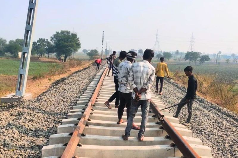 indore dahod rail line