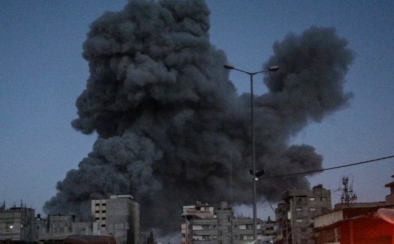 Israeli air strikes across Gaza