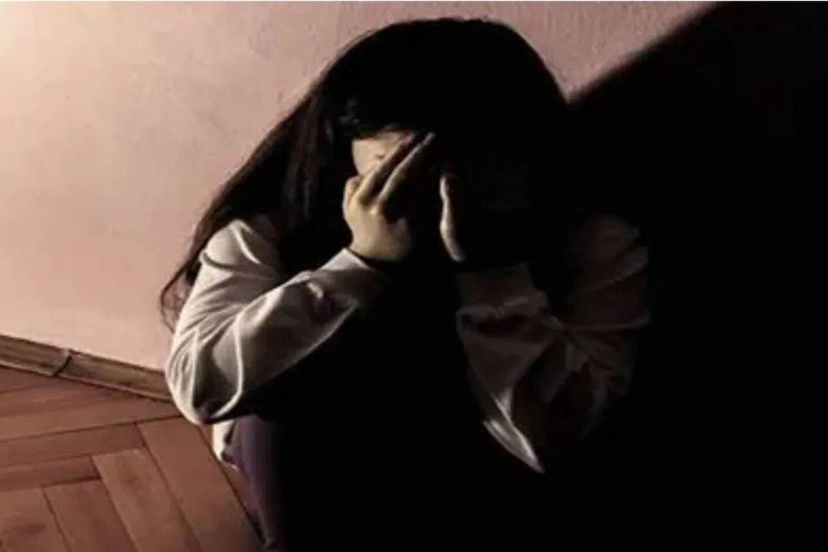8 साल की बच्ची से रेप, परिवार का 13 साल का सदस्य पकड़ा, मोबाइल चलाने का आदी, खुद
का पर्सनल फोन