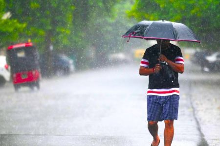 Devotees stopped due to flood like situation in Chitrakoot of Satna