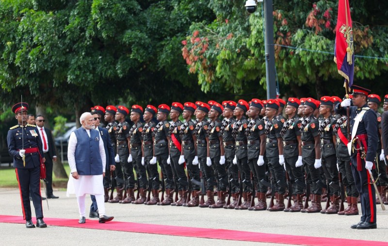 PM Narendra Modi receives Guard Of Honour in Sri Lanka