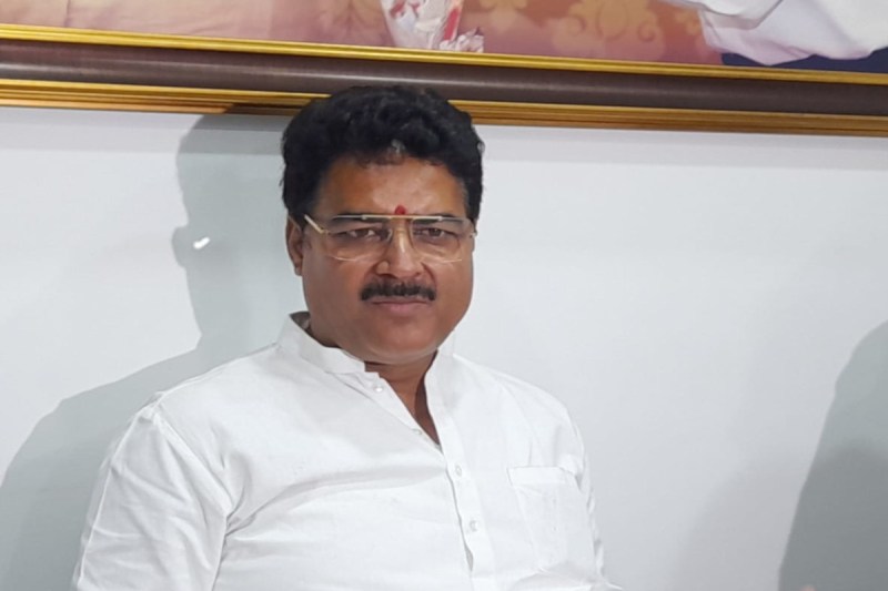 समाजवादी पार्टी (सपा) विधायक राकेश प्रतापसिंह