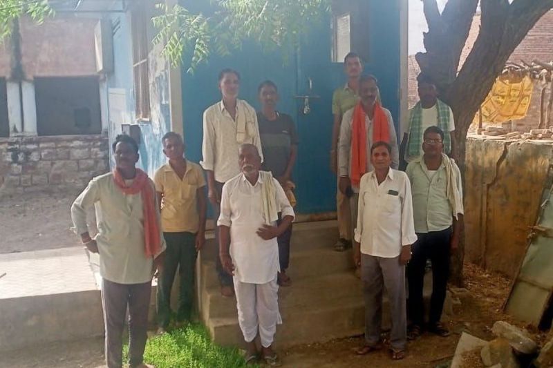 ग्रामीणों ने किया प्रदर्शन, नहीं हो रही सुनवाई