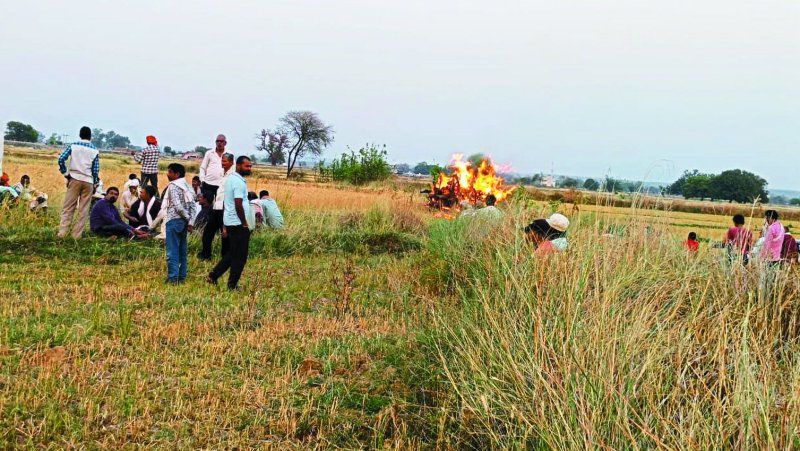सोन नदी में नहाने गए युवक की डूबने से मौत, दो बाल-बाल बचे