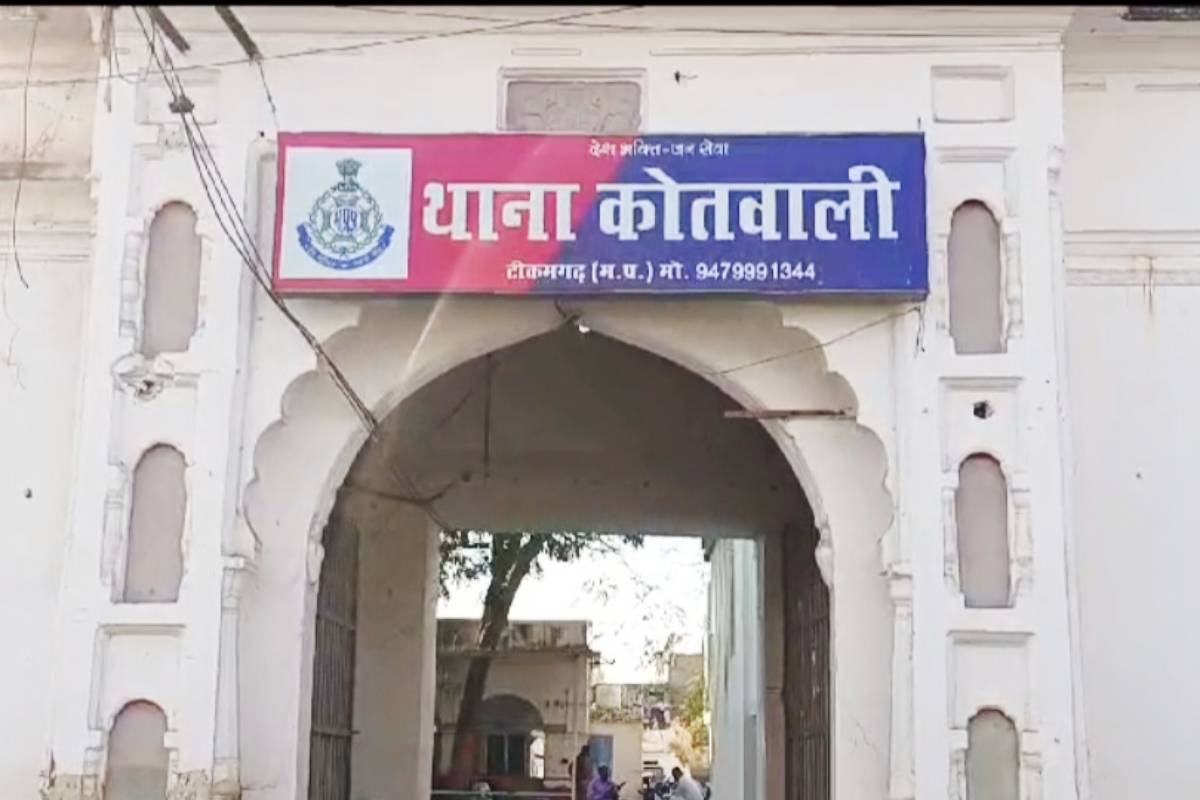अप्राकृतिक कृत्य के बाद 10 साल के नाबालिग ने शर्मिंदगी में दी जान..