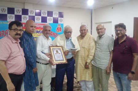 नागर को सृजन साहित्य सम्मान भी अर्पित किया गया।