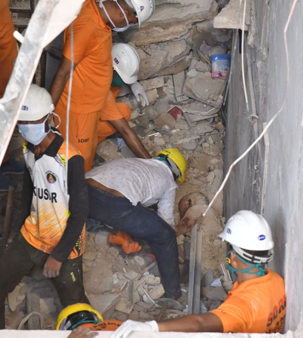 Accidents caused by cylinder blast in Bikaner Madan Market