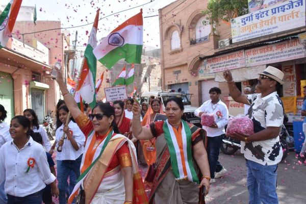 Mother power took out Vermillion Shaurya Yatra