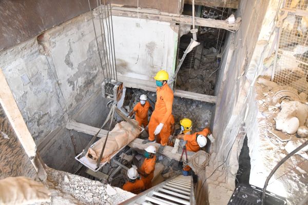 Accidents caused by cylinder blast in Bikaner Madan Market