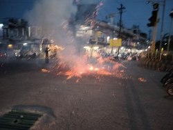पाकिस्तान पर की गई एयर स्ट्राइक का जिलेवासियों ने दिल खोल कर किया स्वागत - image