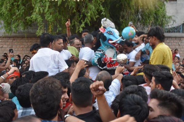 Varaha Avatar Utsav celebrated in Banshiwala temple of the city: Devotees gathered to see Varaha Leela