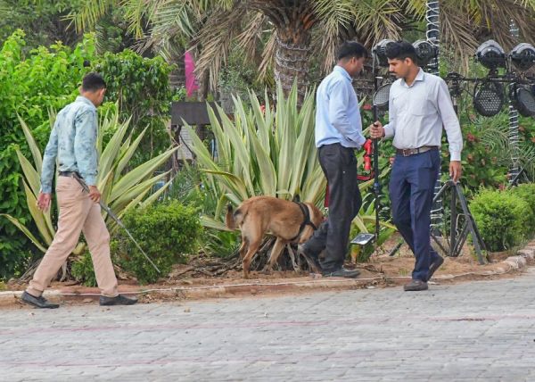 Sms stadium bomb threat
