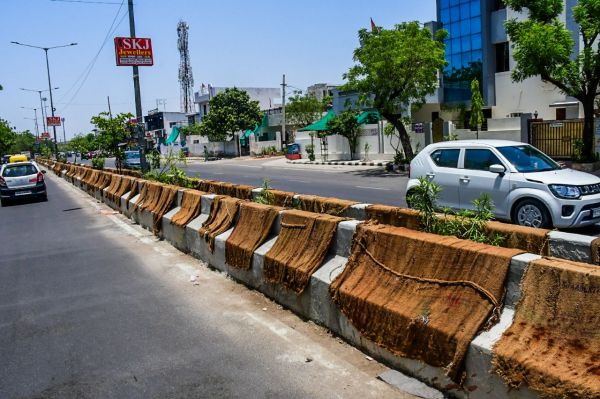 Vidhadhar nagar divider work 