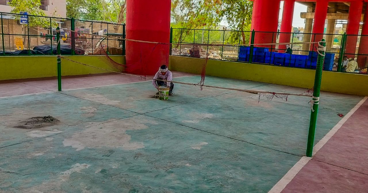 नगर निगम ने बनवाया स्पोर्ट्स क्लब हो रहा अनदेखी का शिकार, देखें तस्वीरें