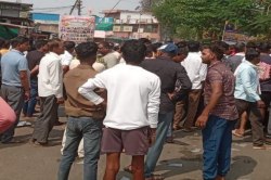 Big news: ताबड़तोड़ हत्या से थर्राया सिवनी, लोगों ने किया चक्काजाम, शराब दुकान
को भी लगाई आग - image