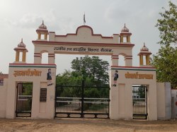 सरकारी स्कूलों में शिक्षकों का अभाव,कैसे हो ज्ञान का उजियारा - image